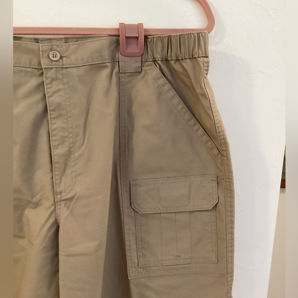 153. SAVANE Men Cargo Short size 42  EUC RN 37763 - Picture 3 of 6